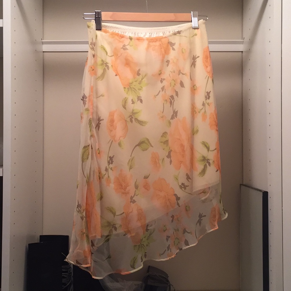 Asymmetric floral skirt